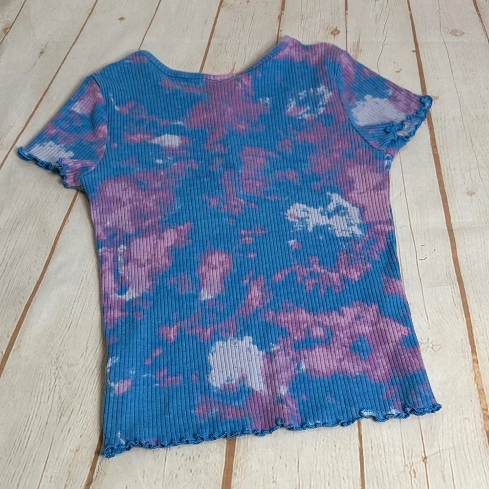 Art Class Classic Blue and Pink-Purple Tie-Dye Ribbed Henley Top